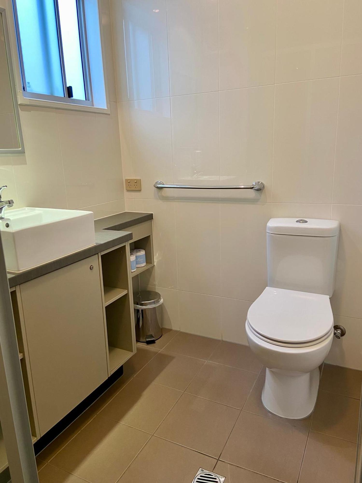 Black Rock Inn Blackwater Ngoại thất bức ảnh